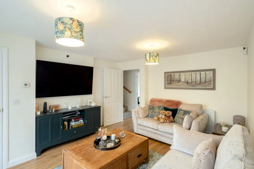 Pankhurst Close, East Leake, LE12, photo 7