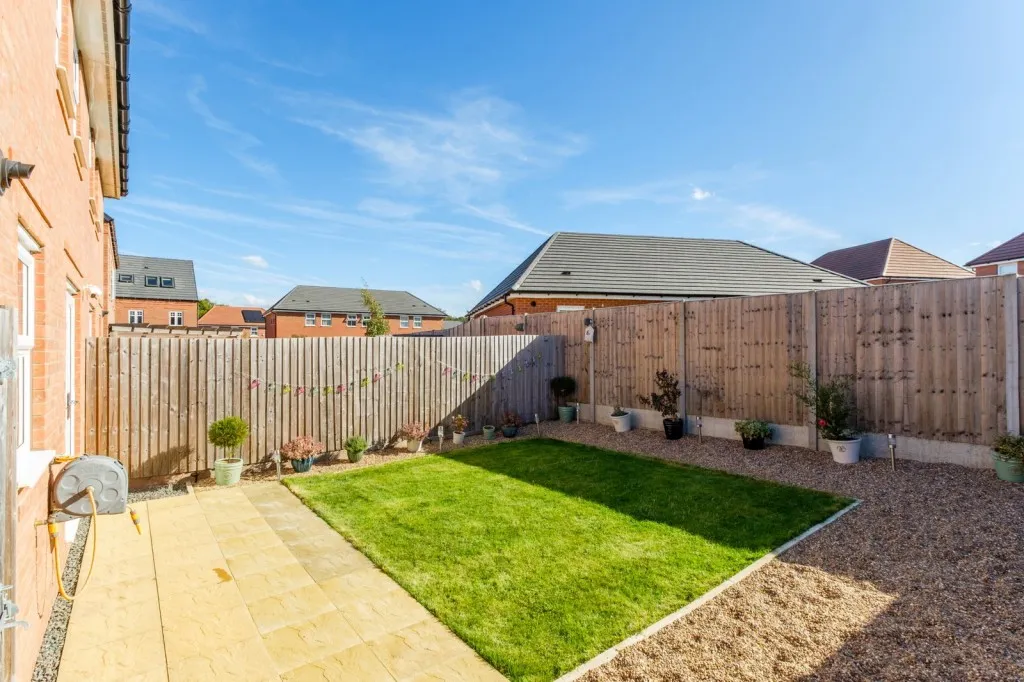 Pankhurst Close, East Leake, LE12, photo 15
