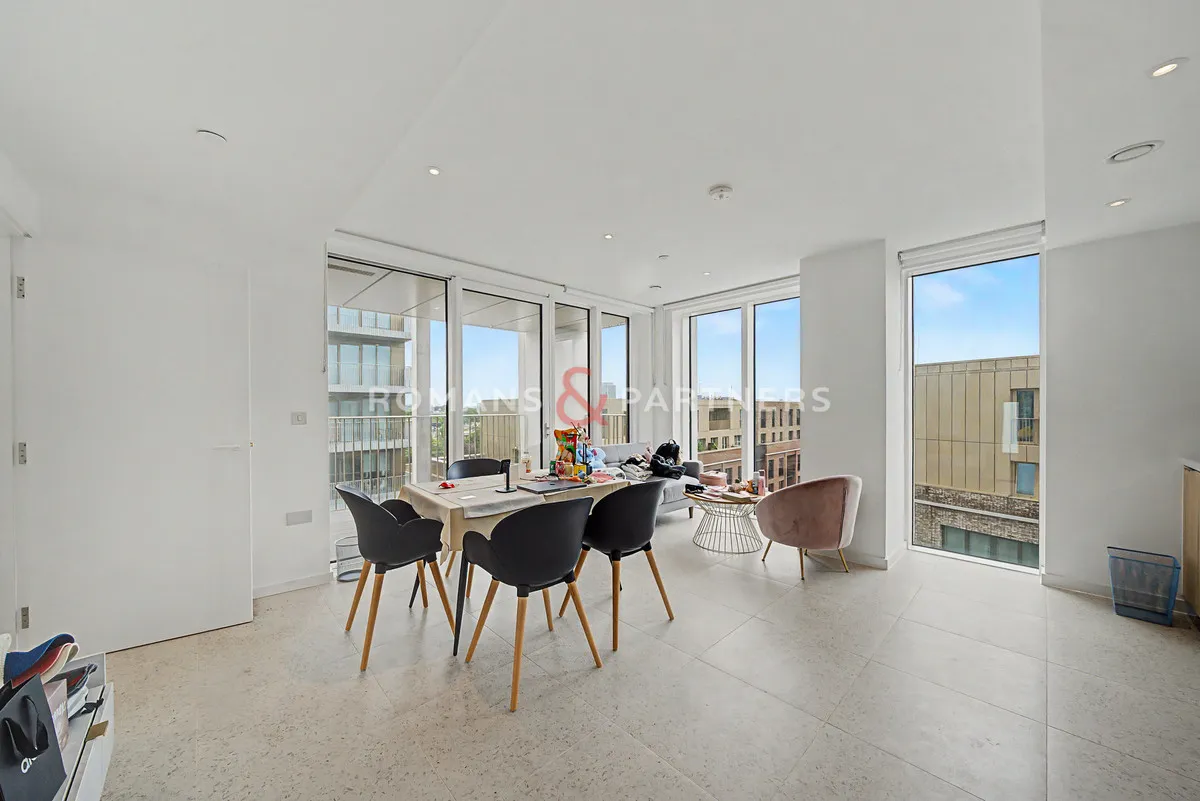 1 bed flat to rent, Bouchon Point, Silk District, E1