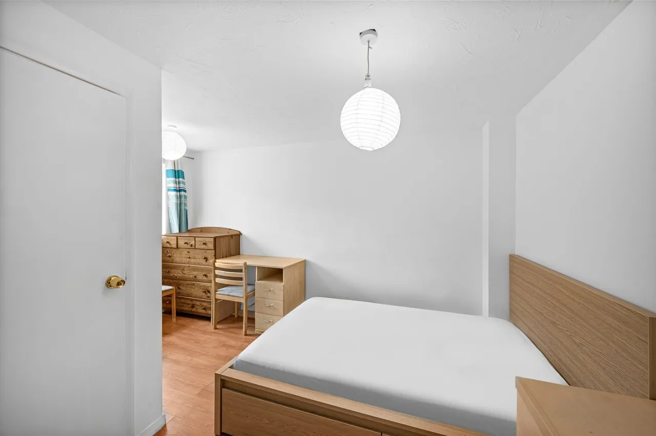 Westferry Road, London, E14, photo 11