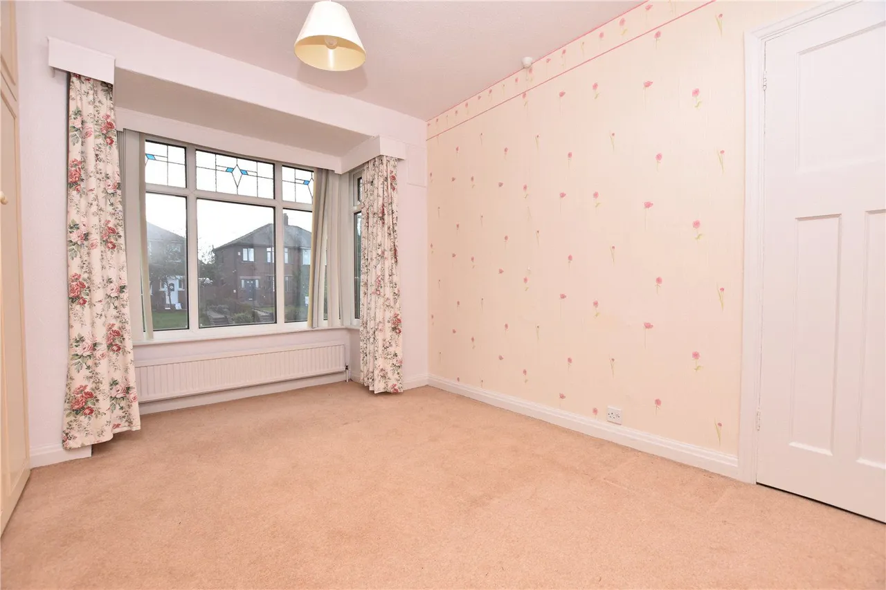 Corporation Street, Morley, LS27, photo 17