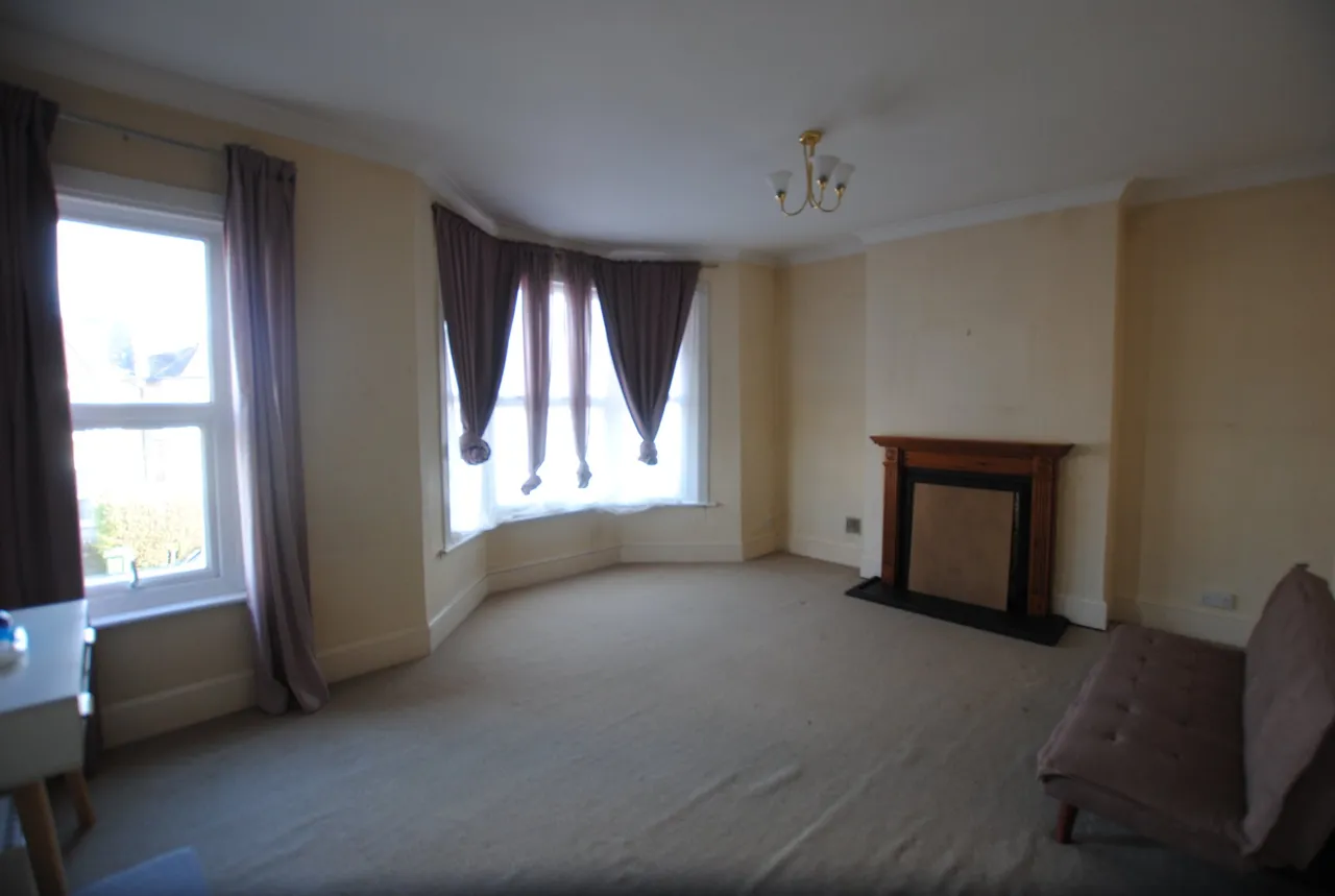 Hurstbourne Road, Forest Hill, SE23 2AB, photo 2