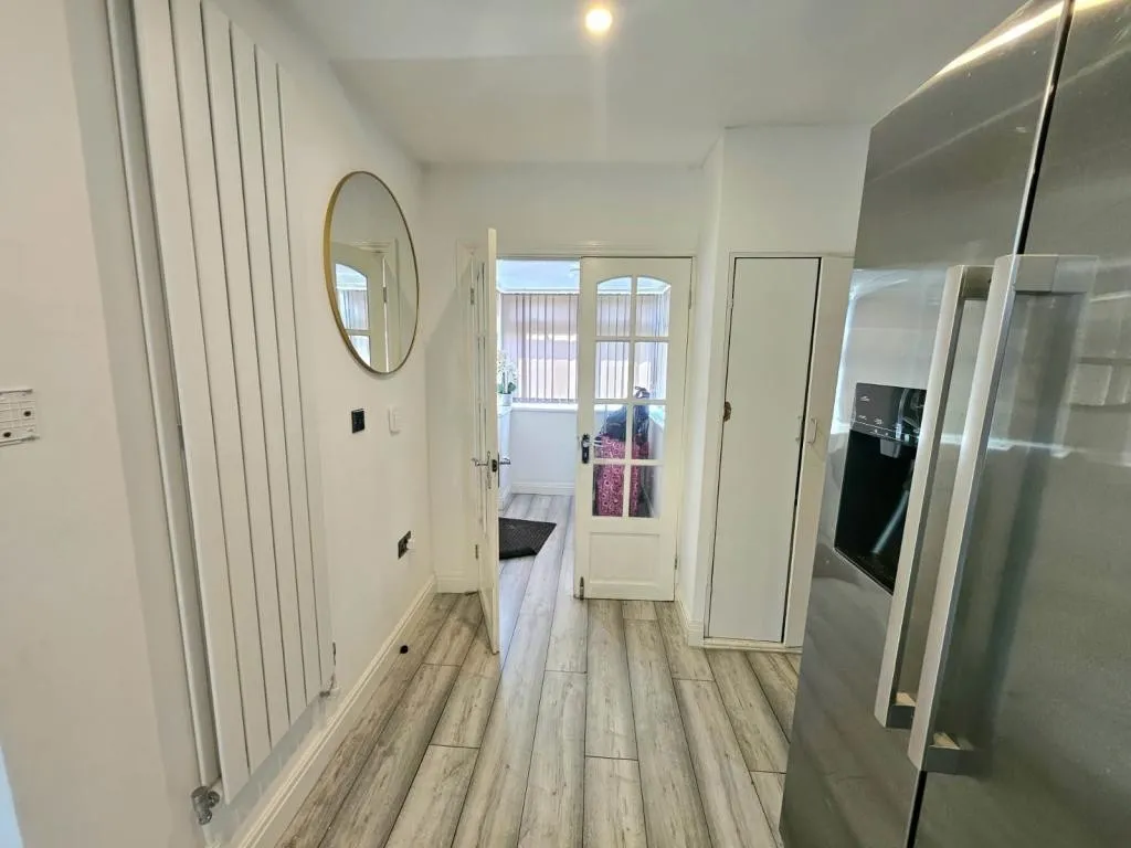 Rostron Avenue, Manchester, M12, photo 3