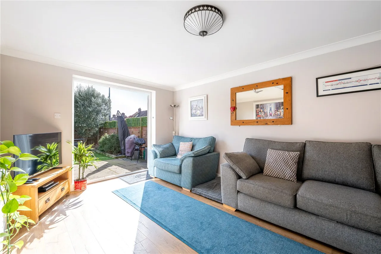 Park Crescent, Twickenham, TW2 6NT, photo 4
