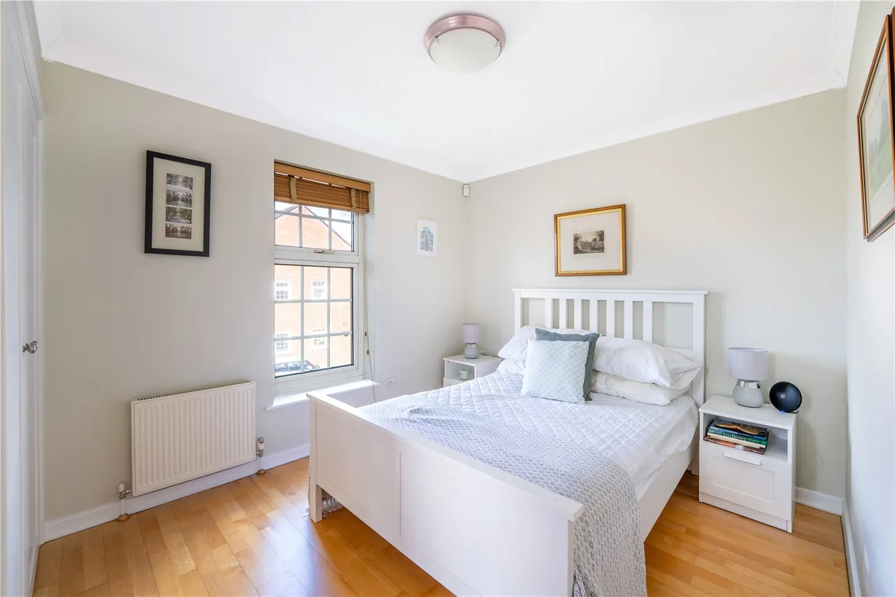 Park Crescent, Twickenham, TW2 6NT, photo 8