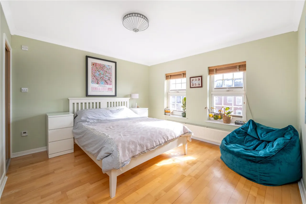 Park Crescent, Twickenham, TW2 6NT, photo 13