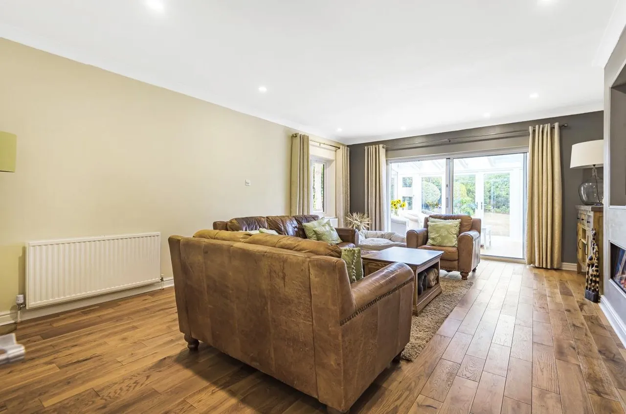 Sandy Croft, Birchfield Grove, Ewell, KT17 3DP, photo 6