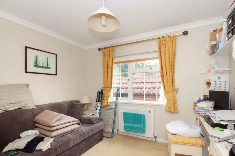 Chesham Road, Wigginton, Hertfordshire, HP23 6JF, photo 8