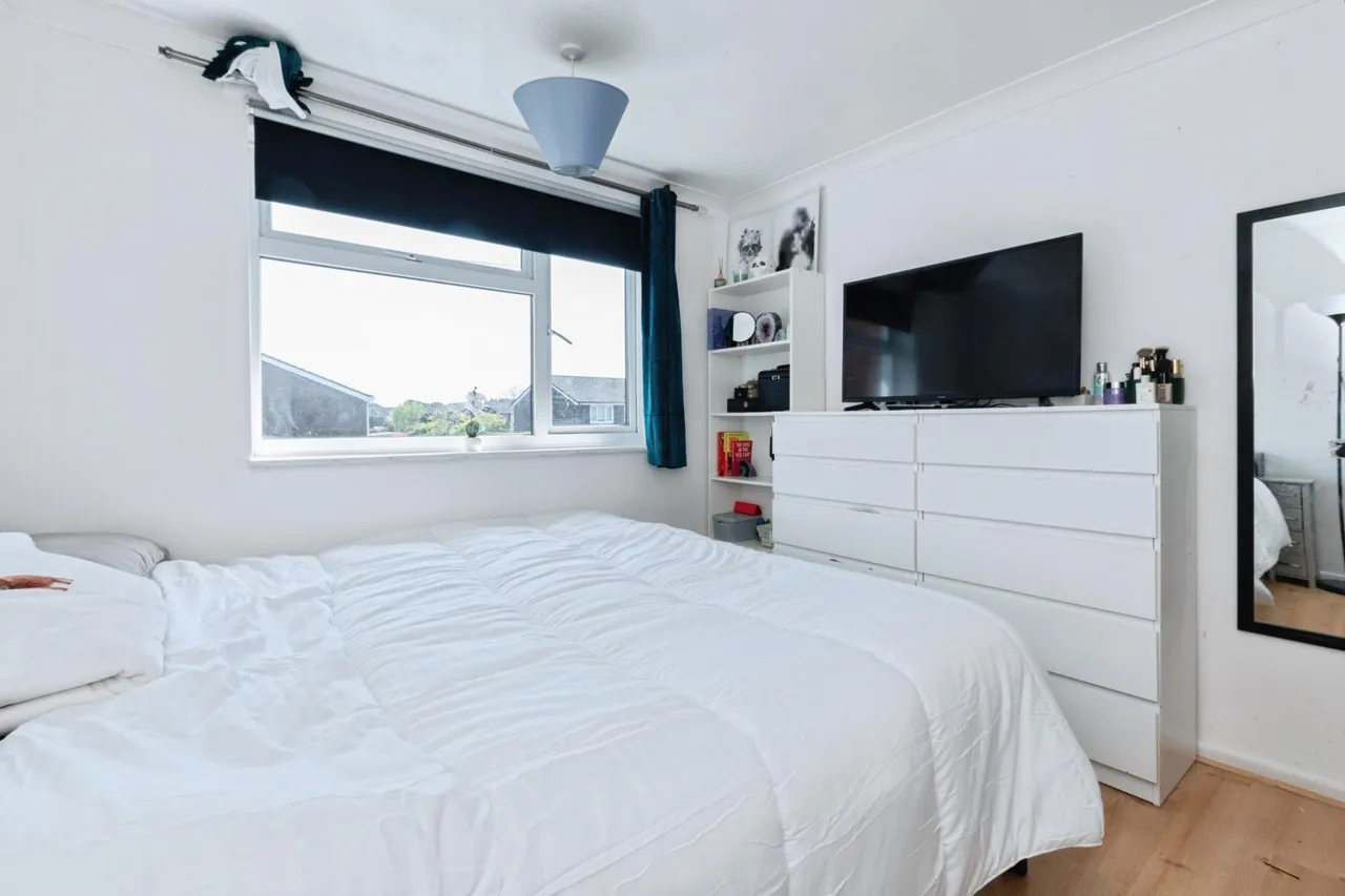 Bronte Avenue, Christchurch, BH23, photo 16