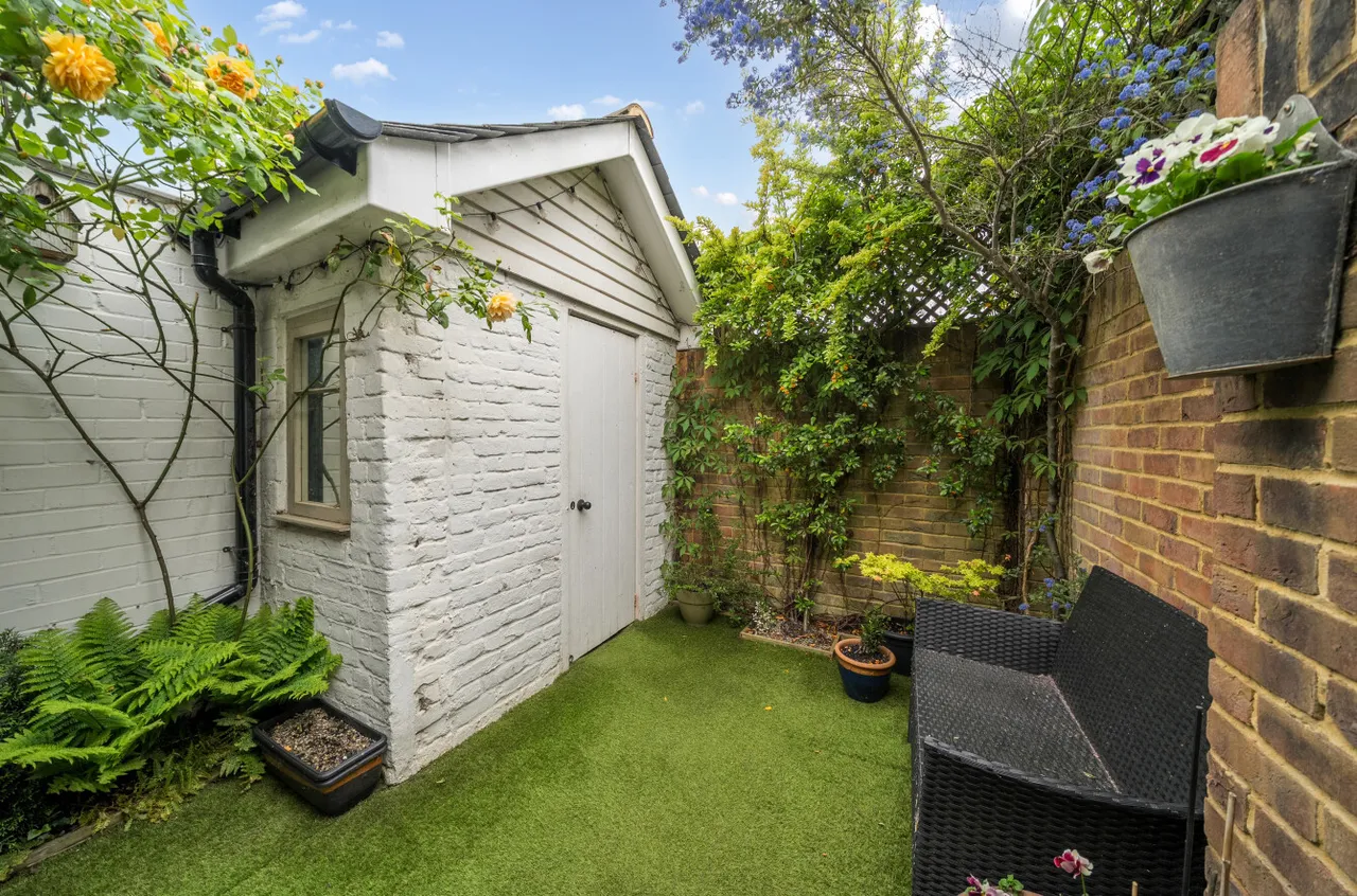 Mead Lane, Farnham, GU9, photo 14