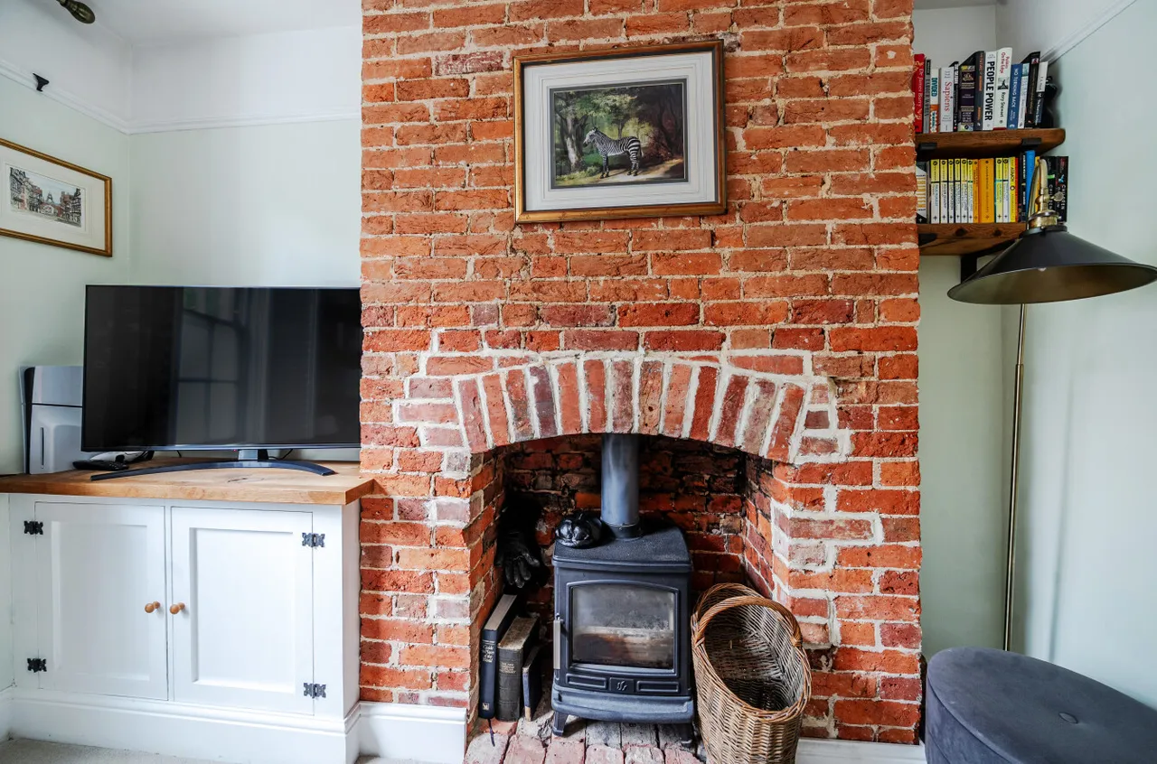 Mead Lane, Farnham, GU9, photo 5