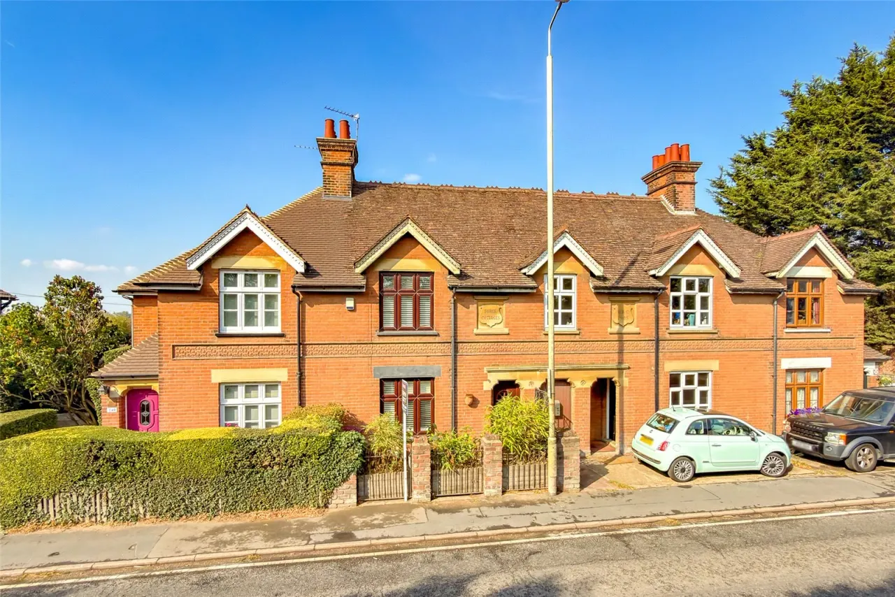 3 bed house for sale, Colney Street, St. Albans, AL2