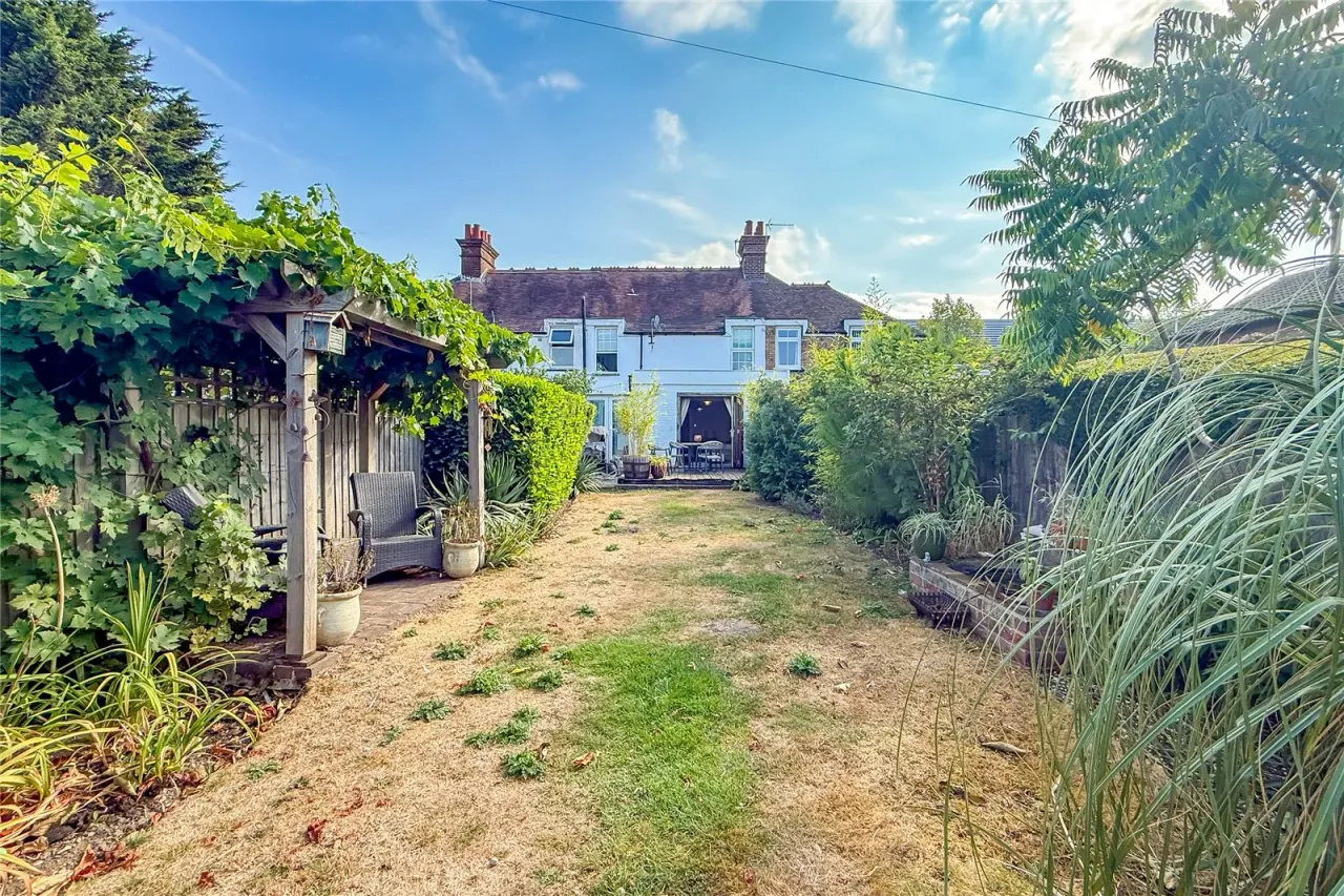 Colney Street, St. Albans, AL2, photo 15