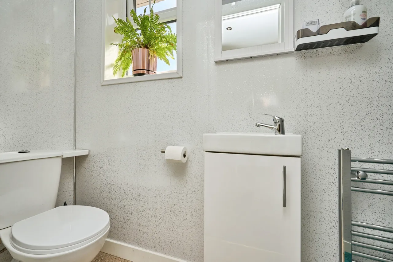 Copse Lane, Freshwater, PO40, photo 12