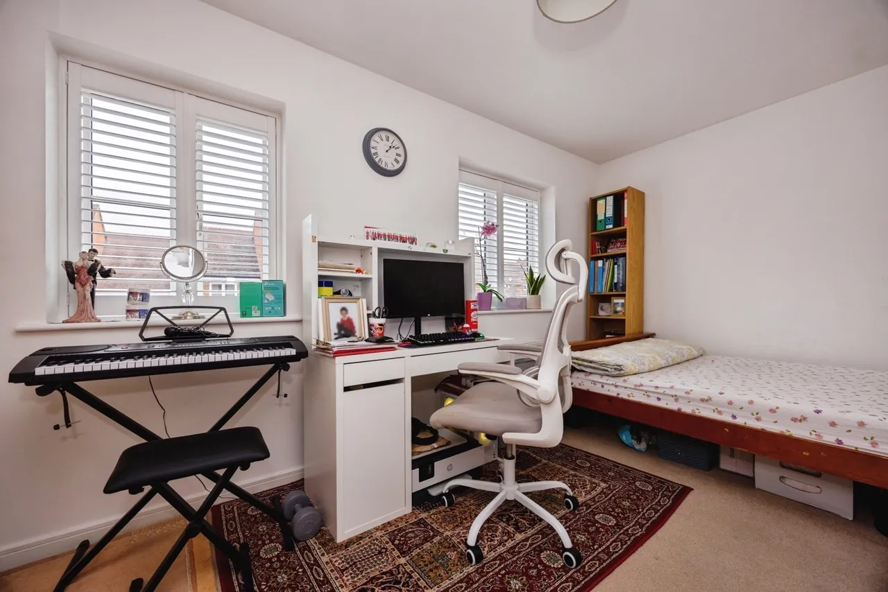 Scarlett's Road, Wellesley, GU11, photo 22