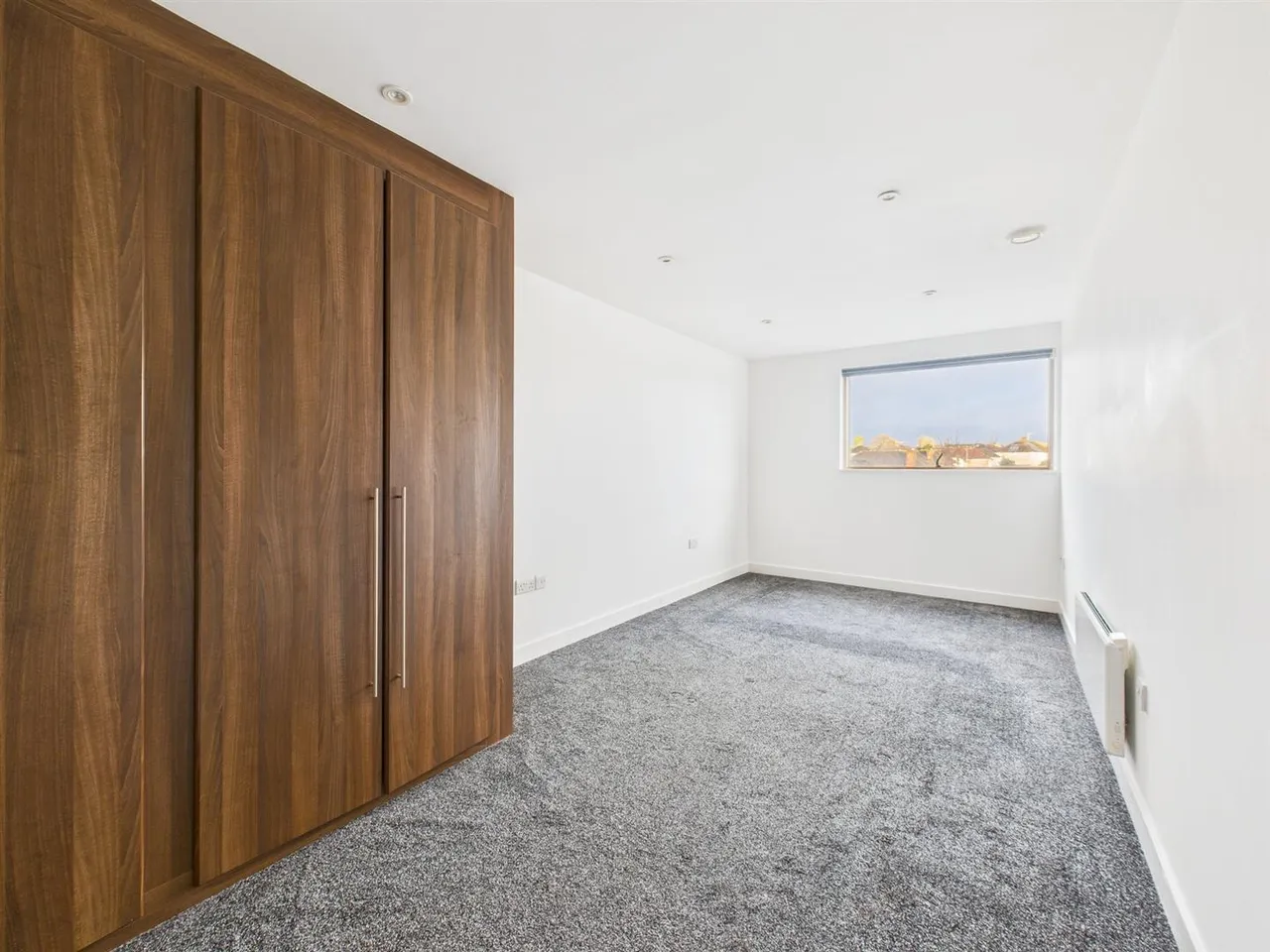 Crown Apartments, 45 Westholme Gardens, Ruislip, HA4 8QH, photo 4