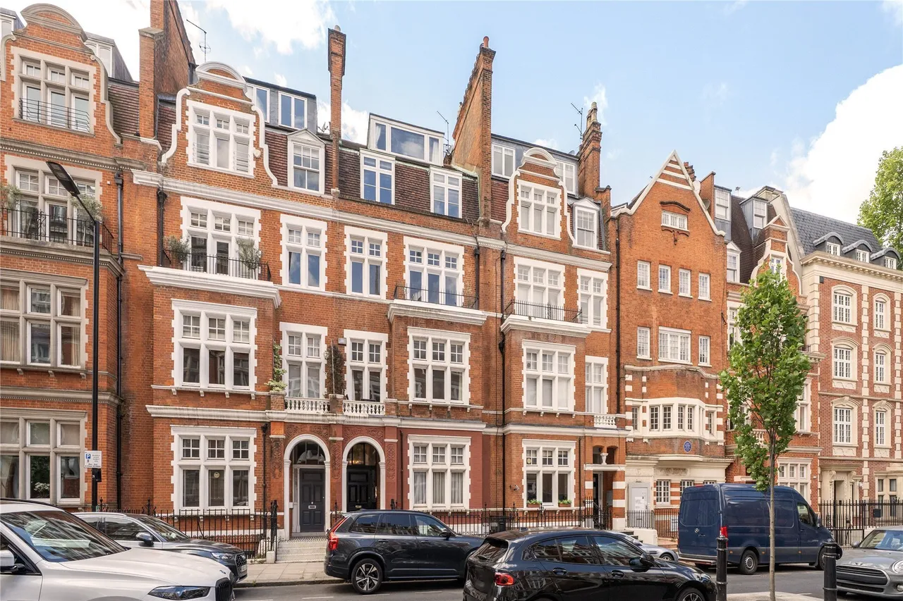 3 bed flat for sale — Palace Court, London, W2