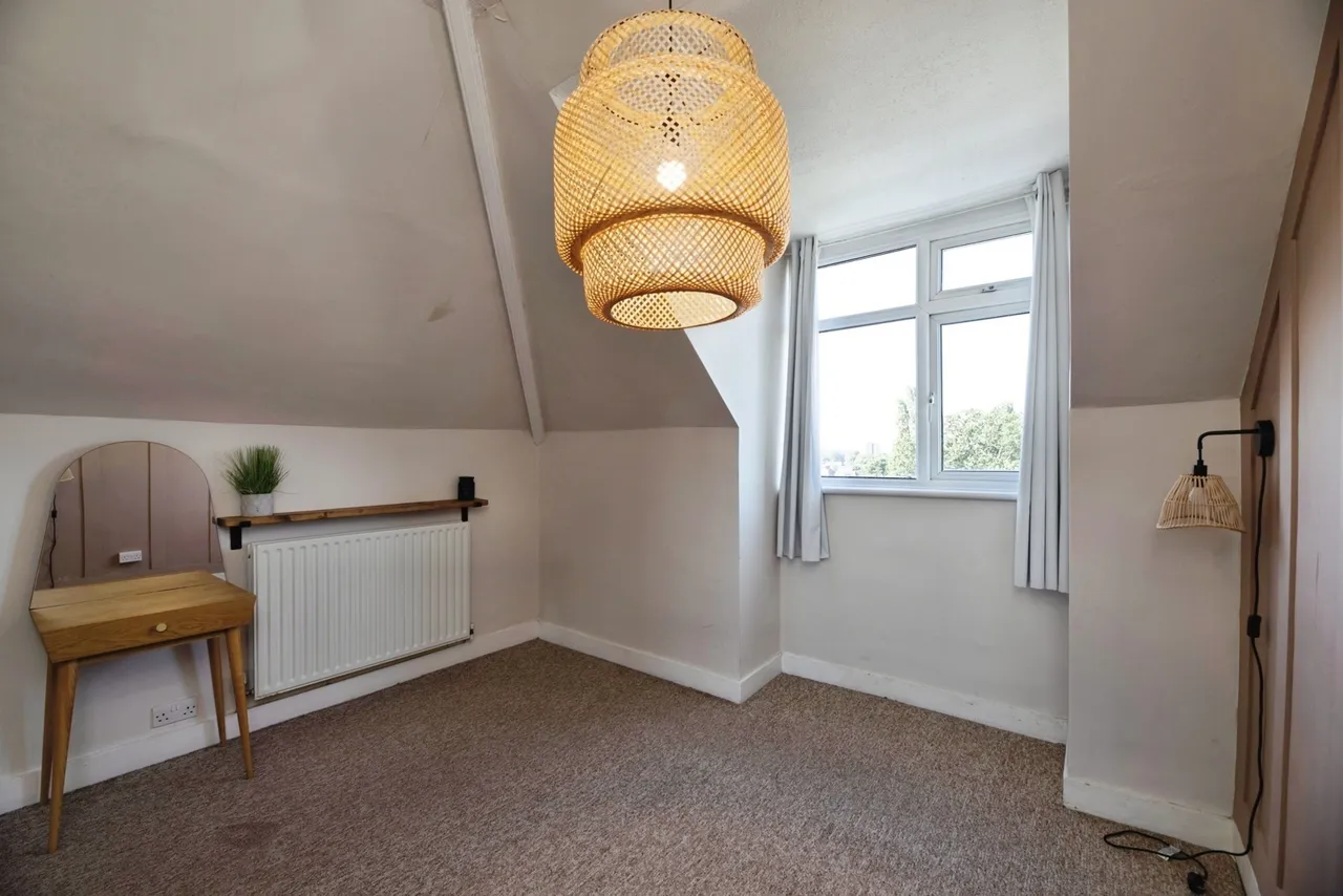Montalt Road, Woodford Green, IG8, photo 9