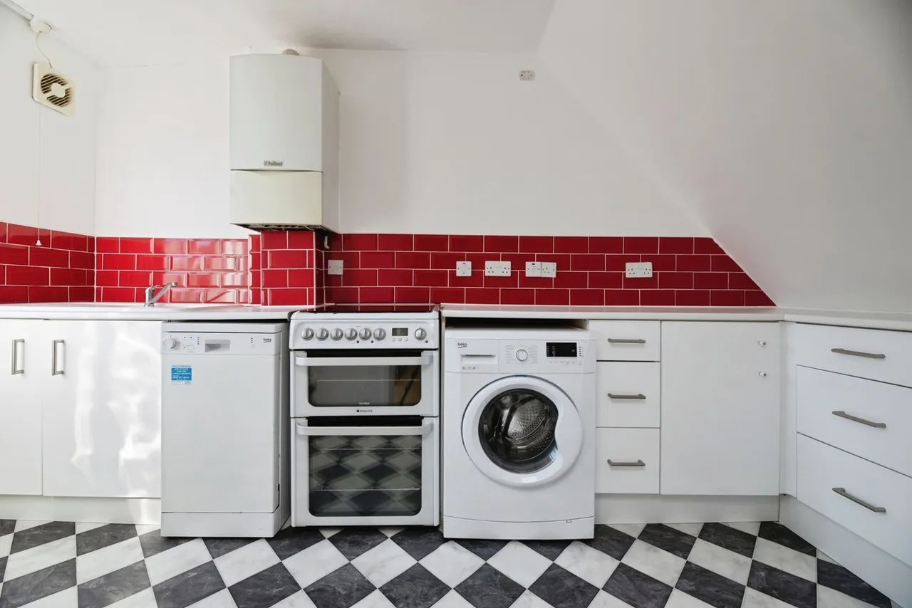 Montalt Road, Woodford Green, IG8, photo 11