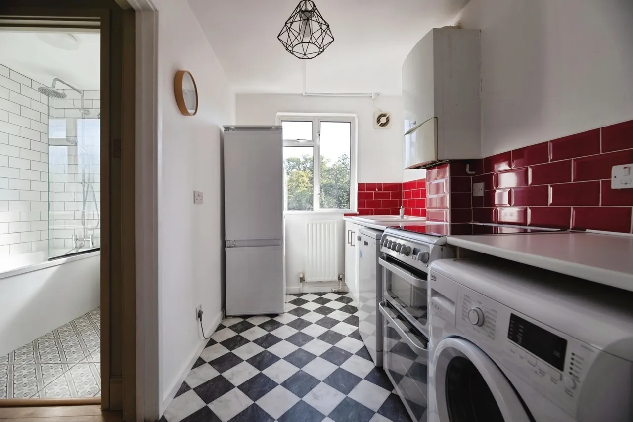 Montalt Road, Woodford Green, IG8, photo 13