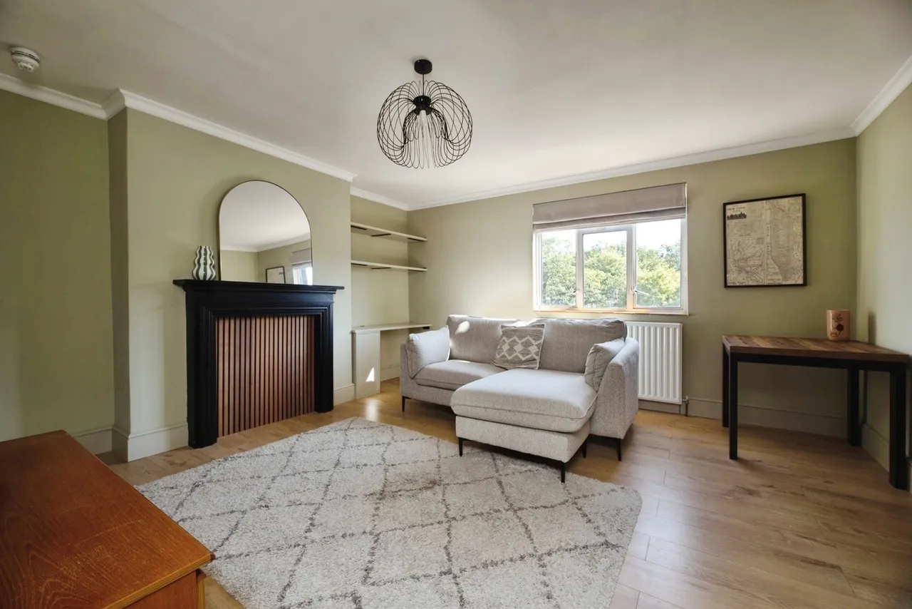 Montalt Road, Woodford Green, IG8, photo 3
