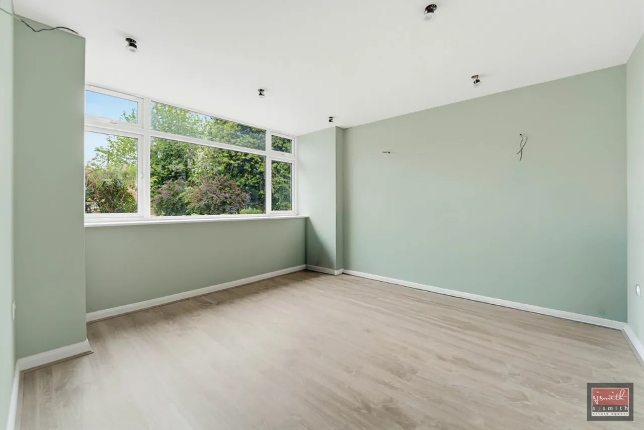 Hogarth Avenue, Ashford, photo 4