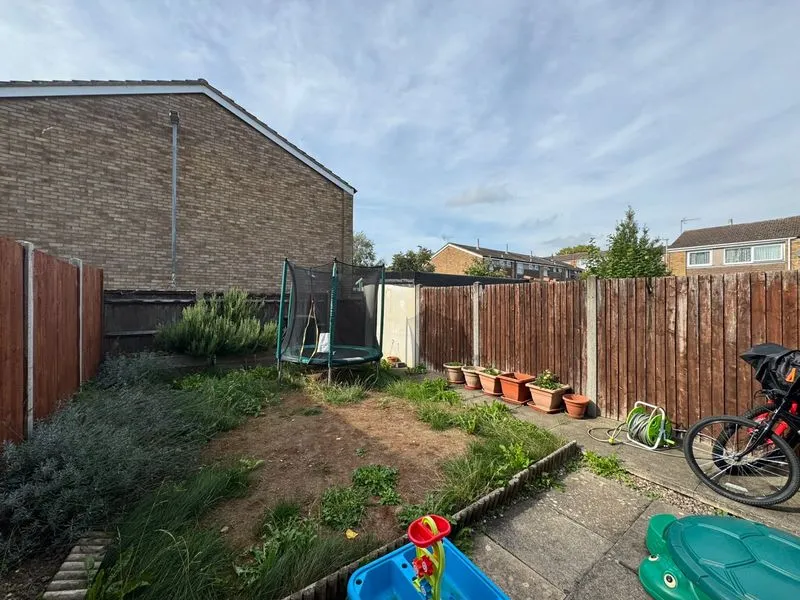 Thrales Close, Luton, LU3, photo 13