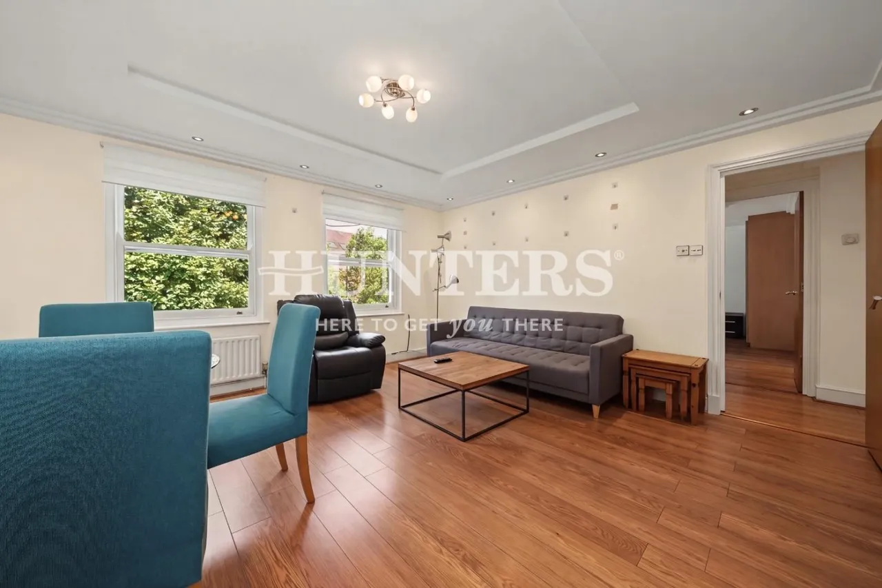 2 bed flat for sale — Finchley Road, London, NW3