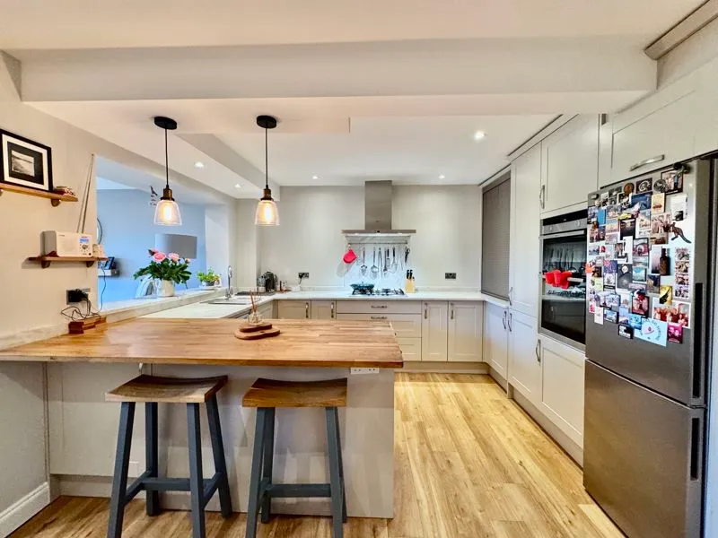 Fieldhead Gardens, Bourne End SL8 5RN, photo 5