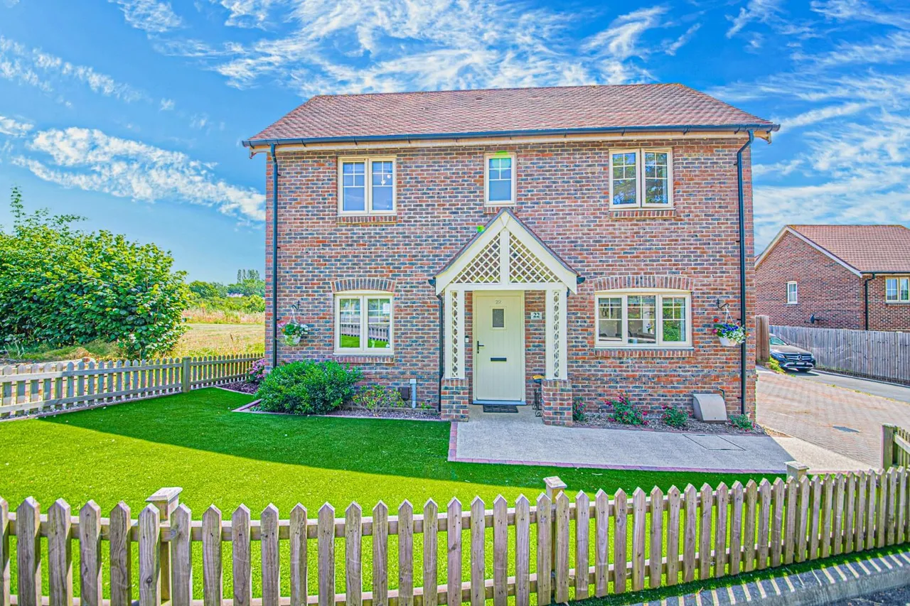 4 bed house for sale — Knowle Park Lane, Fair Oak, EASTLEIGH, Hampshire, SO50 7GL