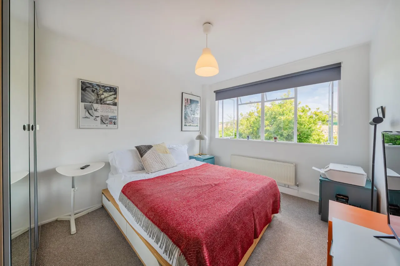 Streatham Hill, London, SW2, photo 2