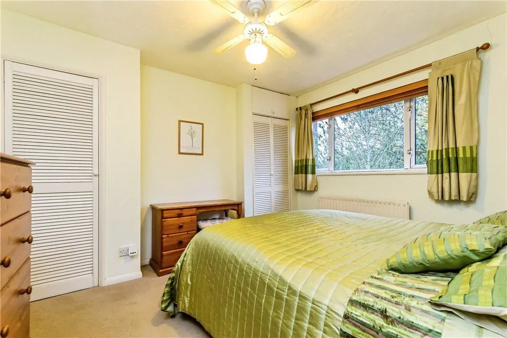 Ninehams Road, Caterham, Surrey, CR3, photo 11