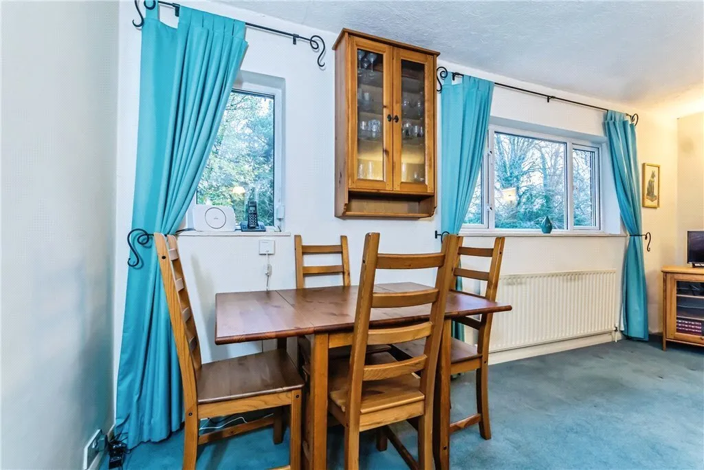 Ninehams Road, Caterham, Surrey, CR3, photo 4