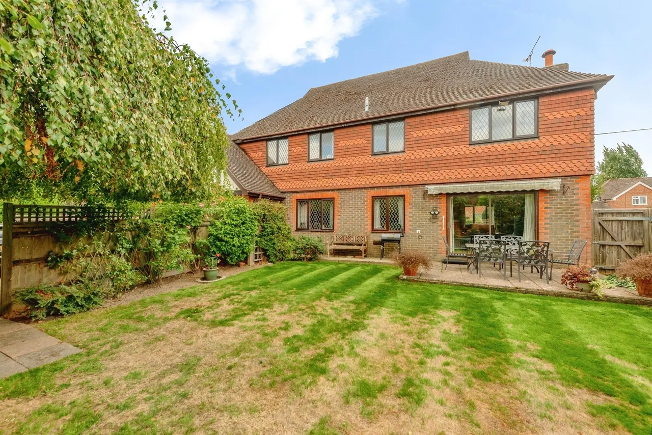 Copthorne Bank, Copthorne, RH10, photo 10