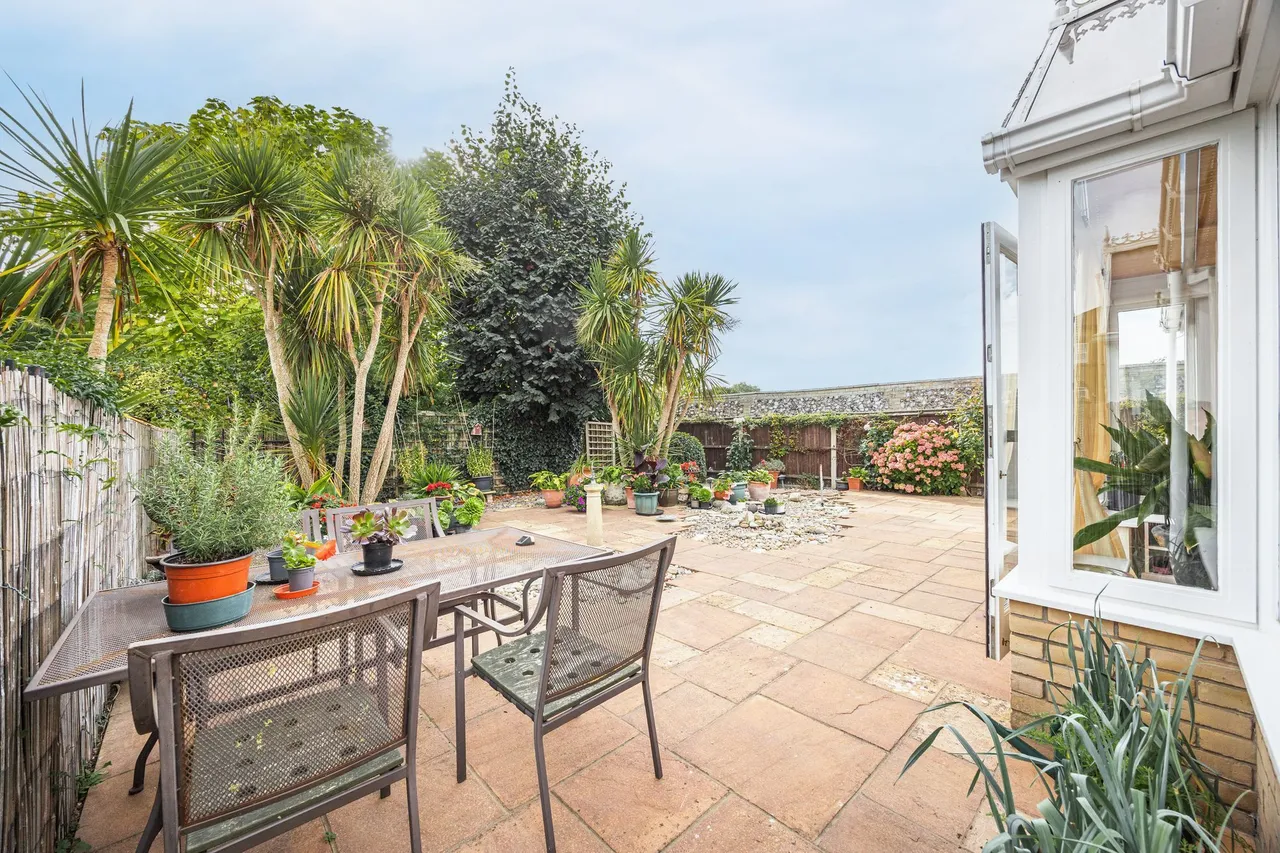 Impressive Four Bedroom Mews, House in, photo 18