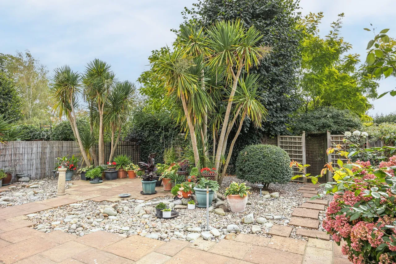 Impressive Four Bedroom Mews, House in, photo 17