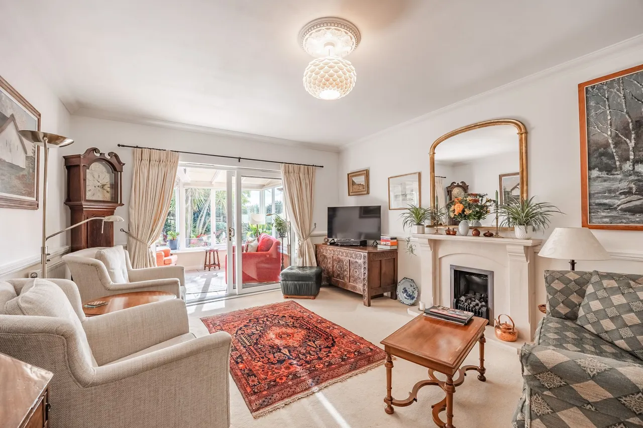Impressive Four Bedroom Mews, House in, photo 7