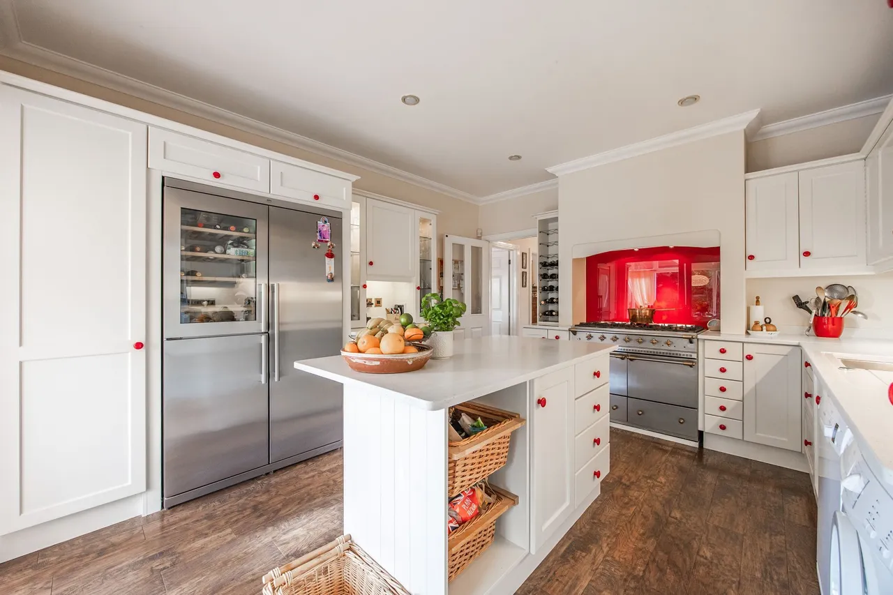 Impressive Four Bedroom Mews, House in, photo 5
