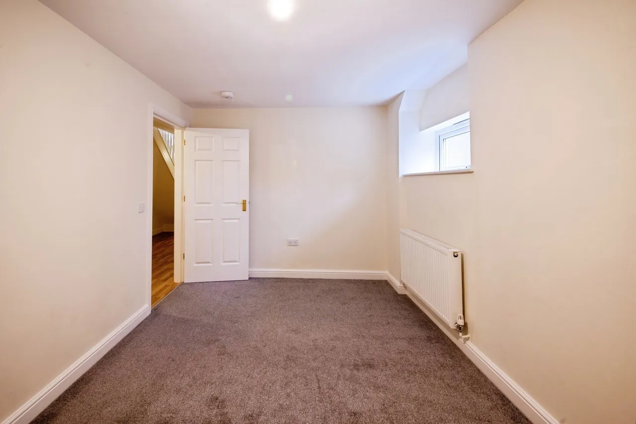Thrush Street, Sheffield, S6, photo 6