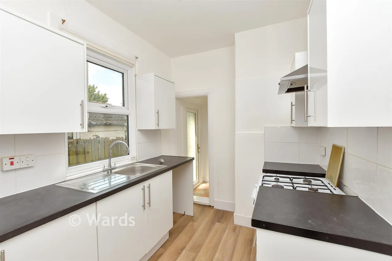 Charter Street, Gillingham, ME7, photo 4