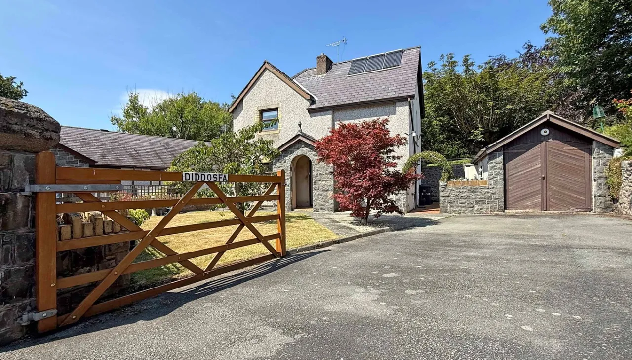 Bryn Road, Llanfairfechan, LL33, photo 12