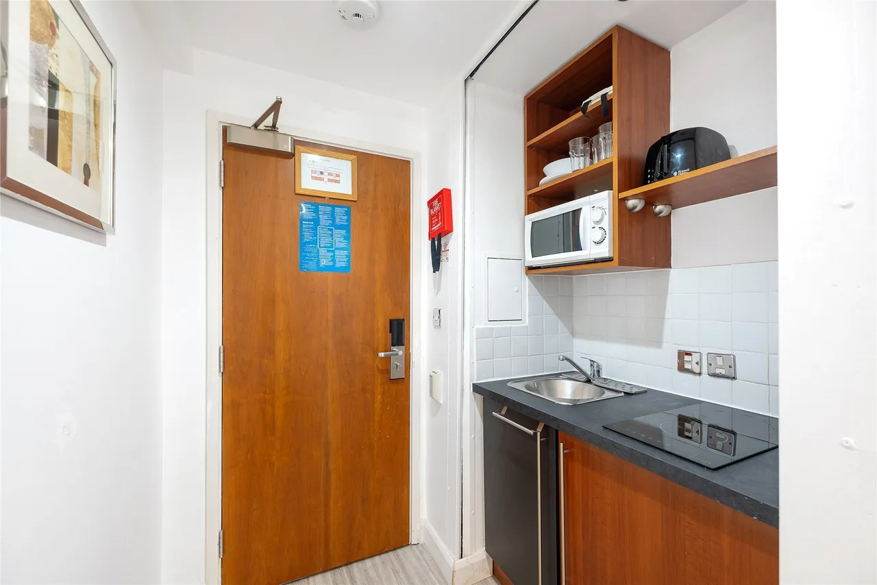 Old Brompton Road, London, SW7, photo 5