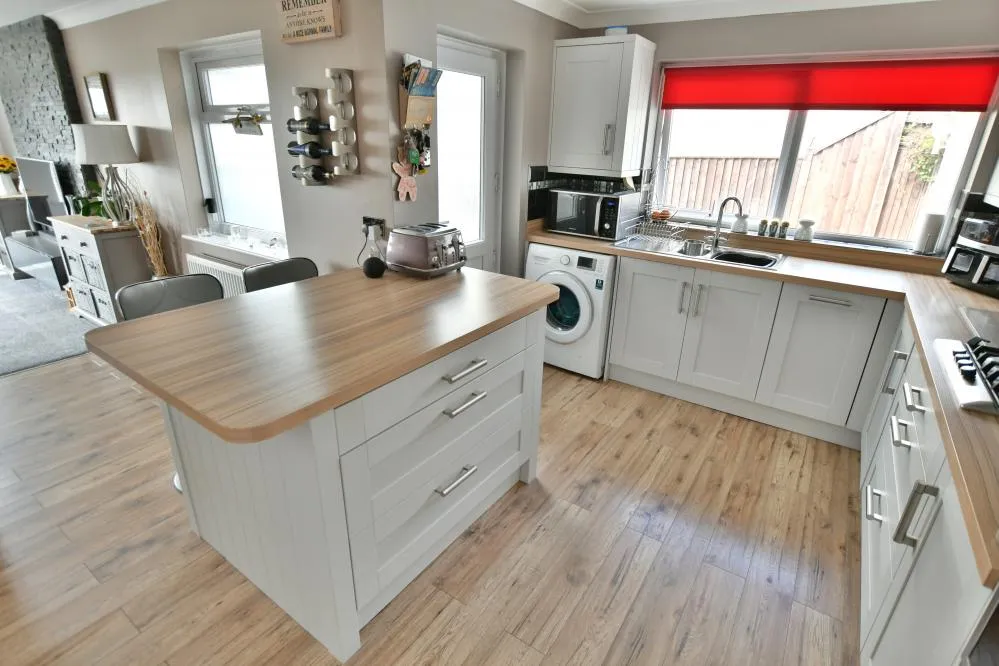 Olivers Way, Colehill, BH21, photo 5