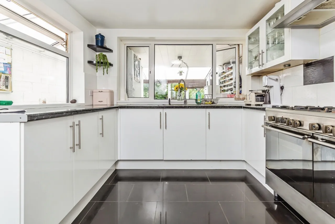 Cromwell Road, Caterham, Surrey, CR3, photo 5