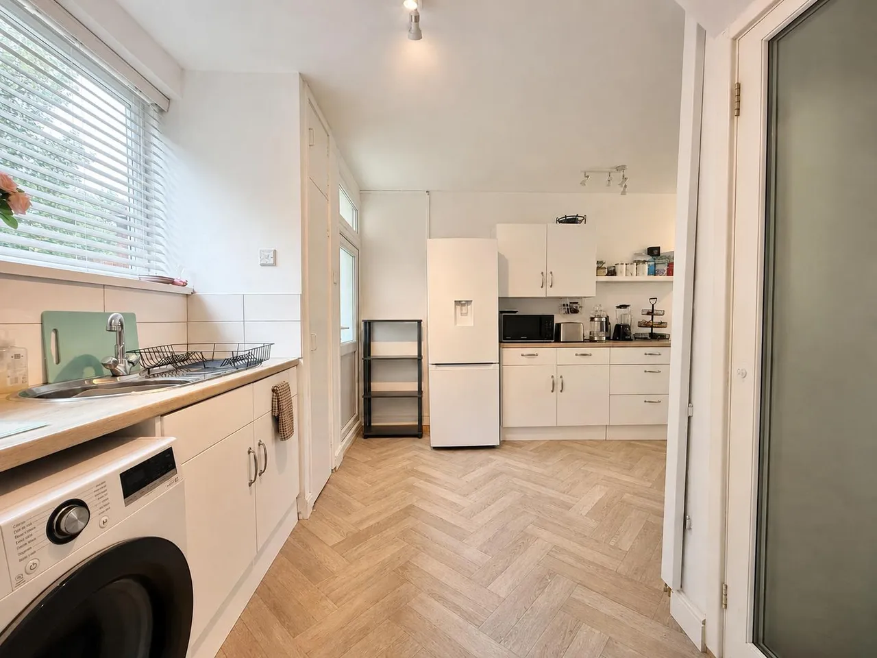 Macauley Way, Denton, M34, photo 7