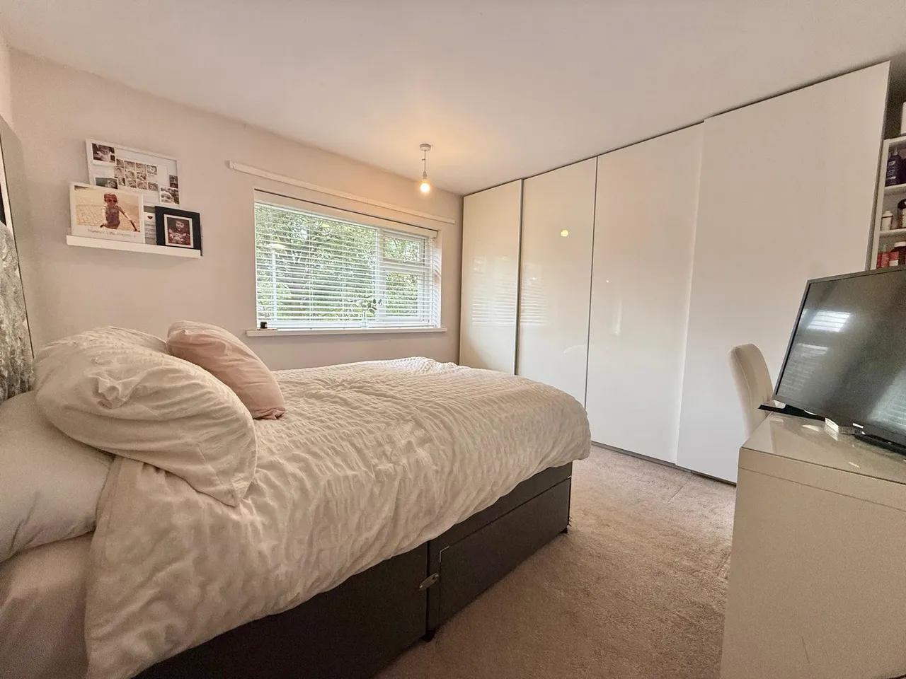 Macauley Way, Denton, M34, photo 3