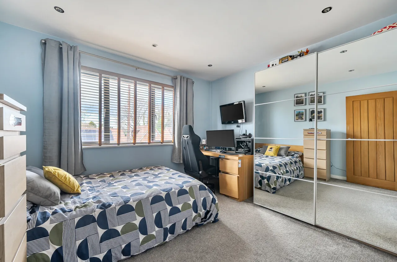 Prospect Road, Farnborough, Hampshire, GU14 8LA, photo 18