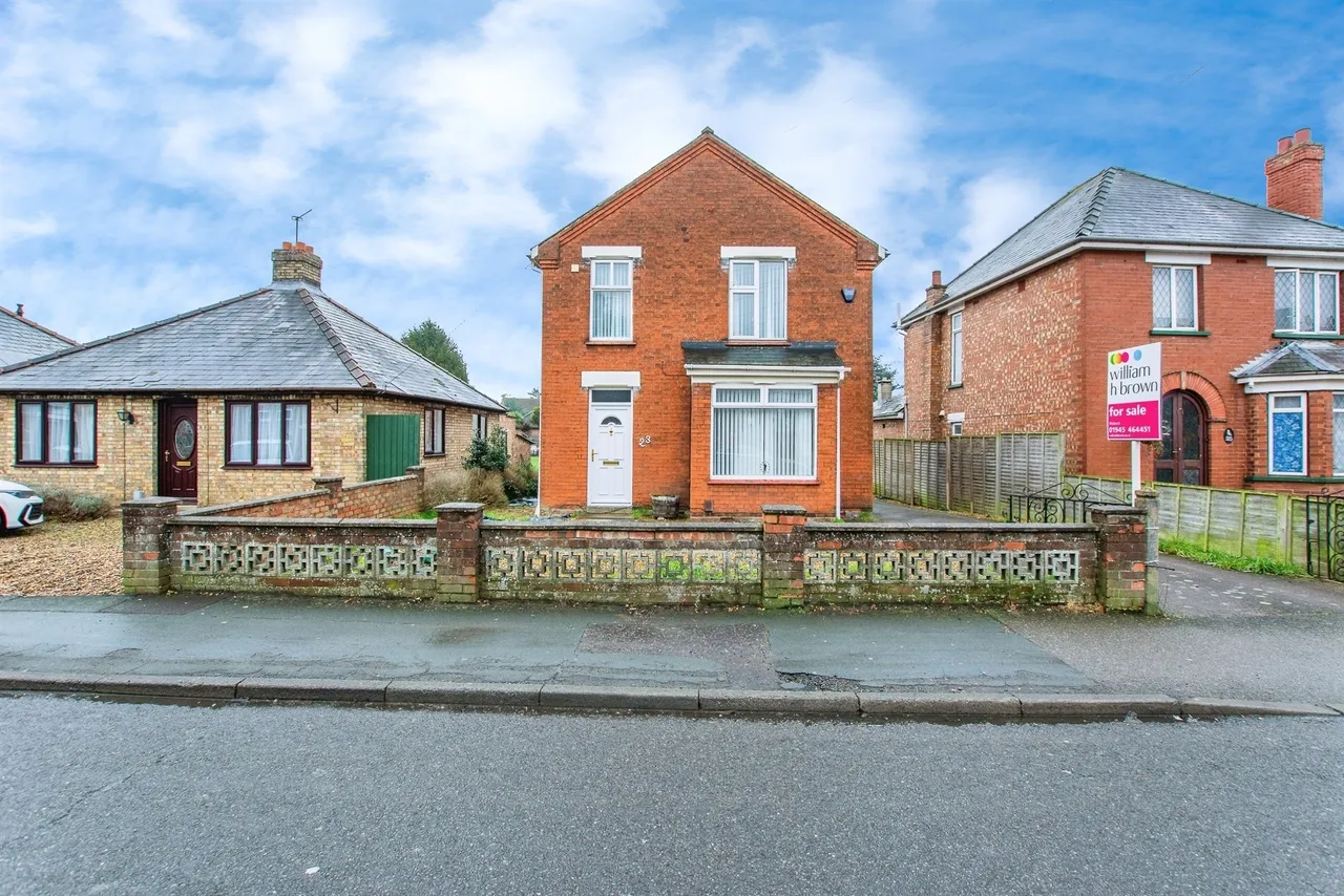 3 bed house for sale — Ramnoth Road, Wisbech