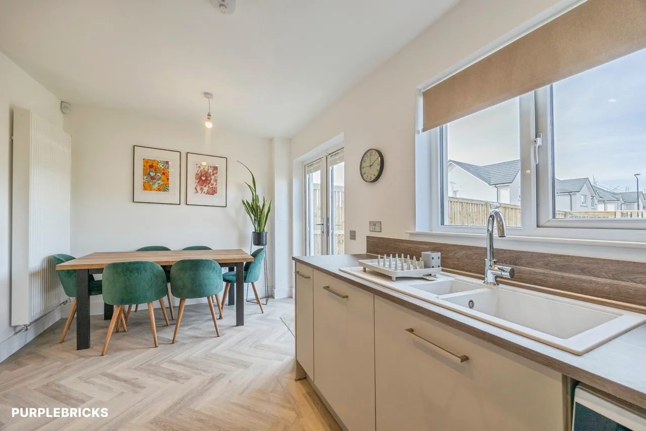 Vernier Grove, Dalkeith, EH22, photo 13
