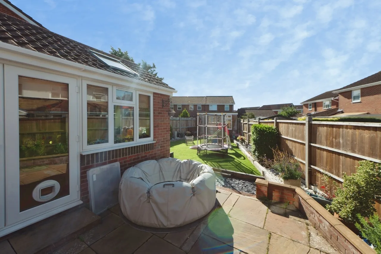 Clover Close, Gosport, PO13, photo 13